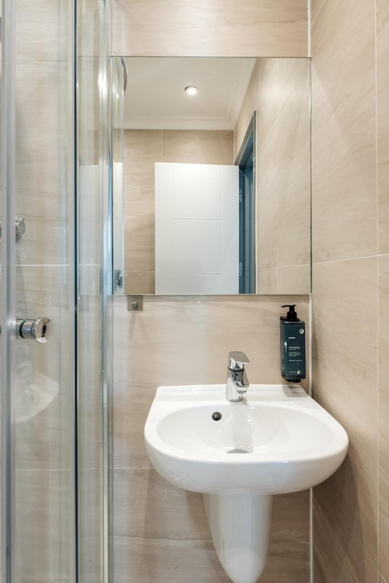 Royal Vibes In Kensington Apartamento
